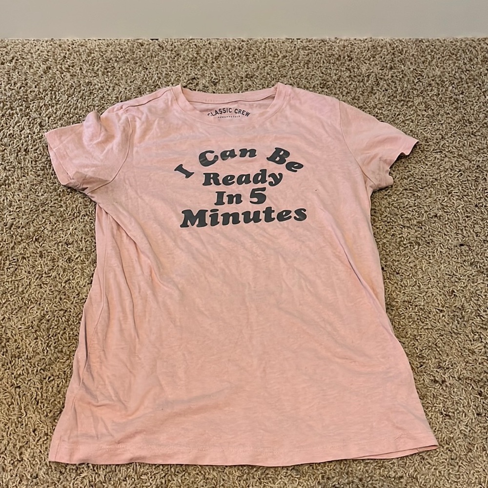 Pink Aeropostale t-shirt